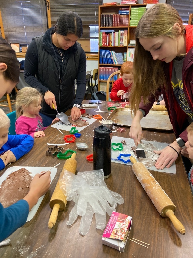 The FACS class helped the preschoolers make ornaments for Christmas. The children helped roll out the dough, used cookie cutters to make their ornaments. 